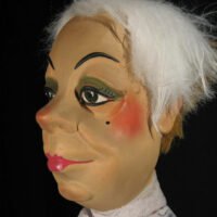 miss-pigskin-fond-noir