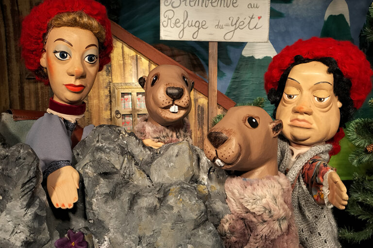 Mini théâtre pour marionnettes - Konges Slojd - little cecile