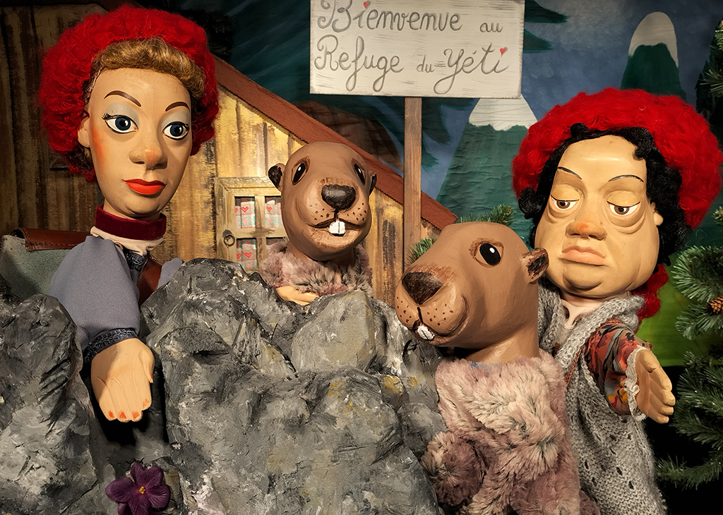Grand lapin au chapeau Marionnette - Le Monde de La Marionnette - Boutique  de Marionnettes en Ligne – Le Monde De La Marionnette - Planet Of Puppets